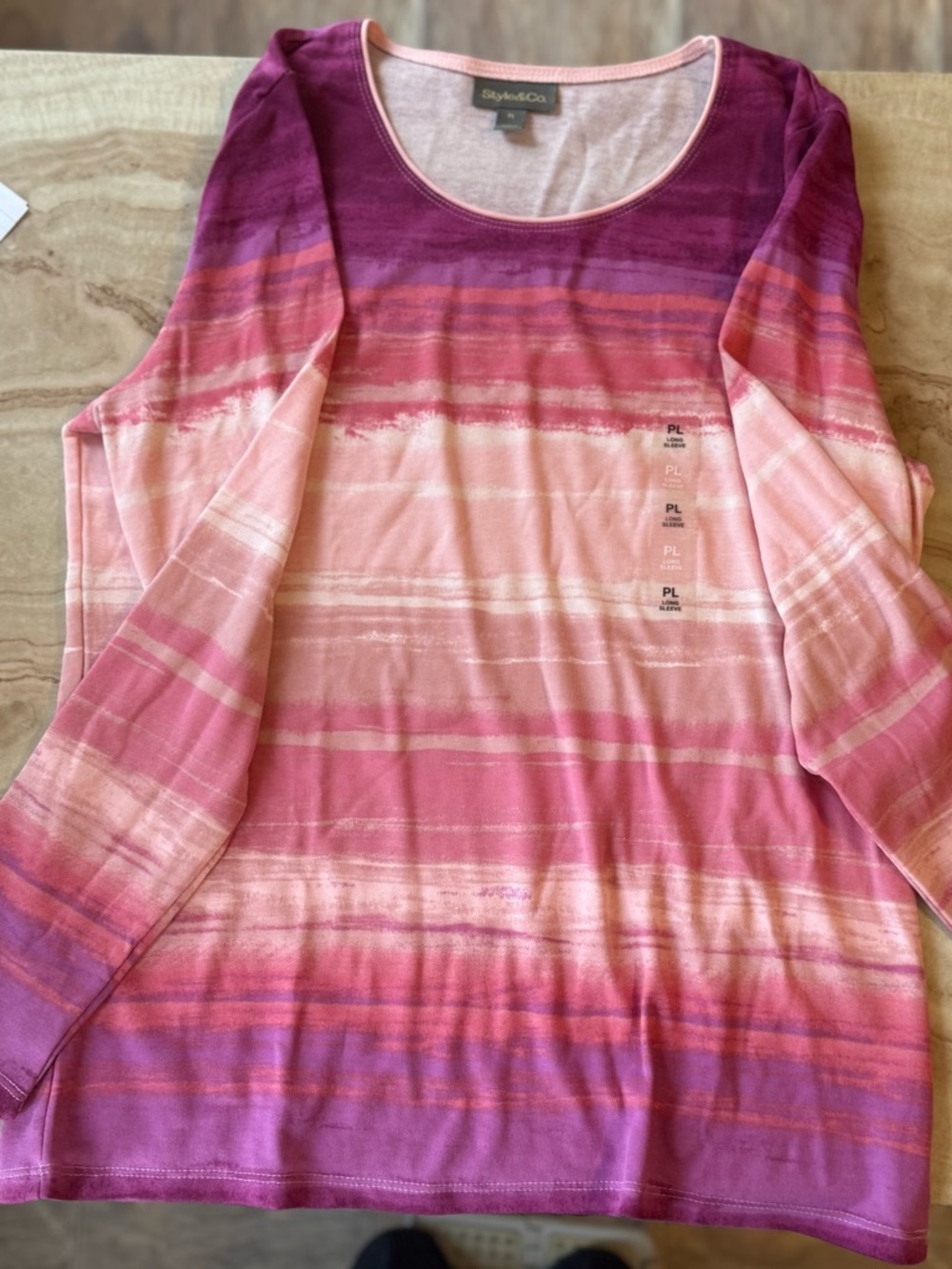 NWT STYLE & CO WOMENS PINK + PURPLE STRIPED OMBRÉ TOP 🩷💜🤍

SZ PETITE LARGE